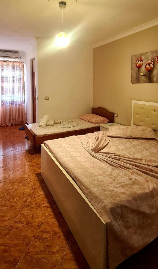 Hotel Nicola Lezhë 外观 照片