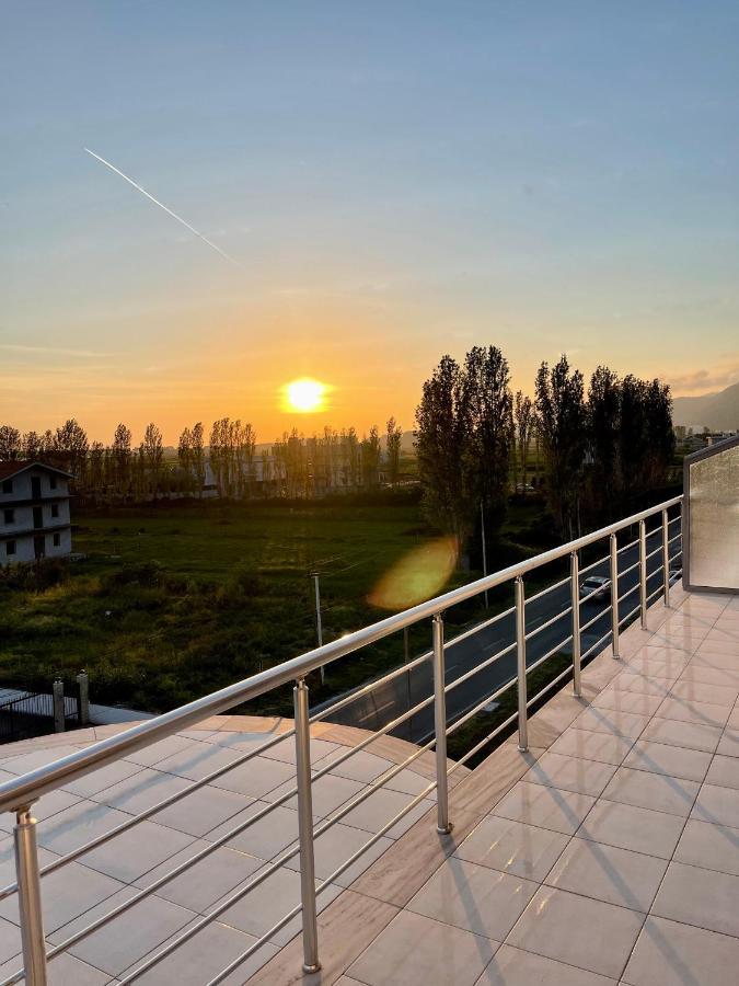 Hotel Nicola Lezhë 外观 照片