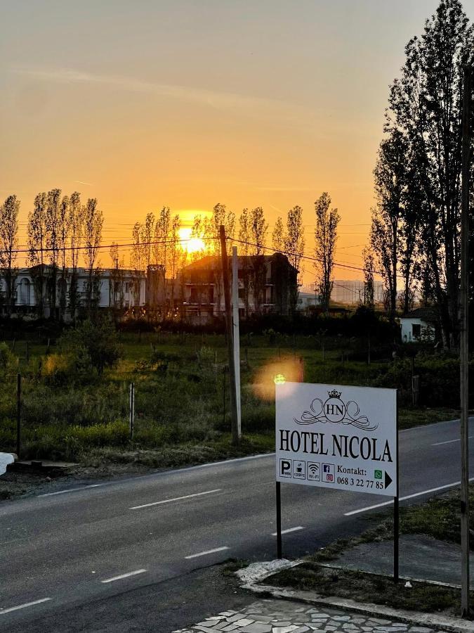 Hotel Nicola Lezhë 外观 照片